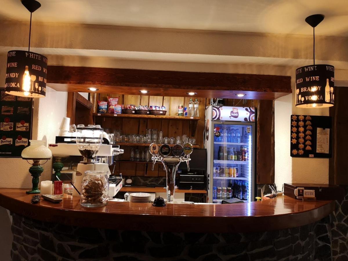 Motorest Ski Certovica Hotel Vyšná Boca Buitenkant foto